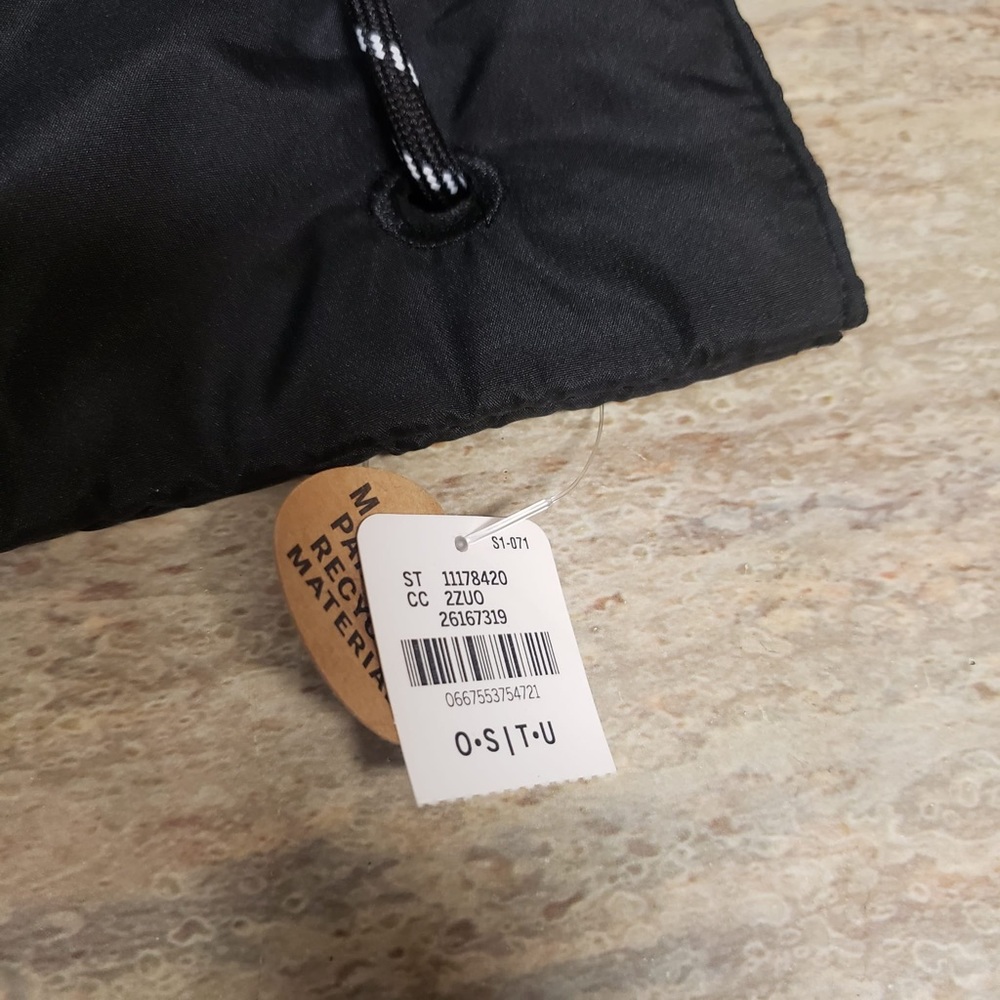 NWT Pink VS drawstring backpack - Picture 9 of 11